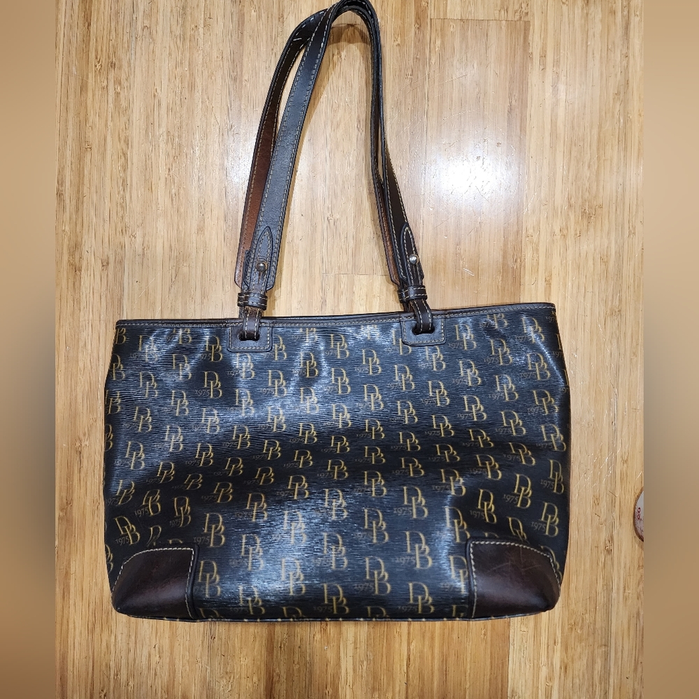 Dooney & Bourke Black and Tan Signature Tote